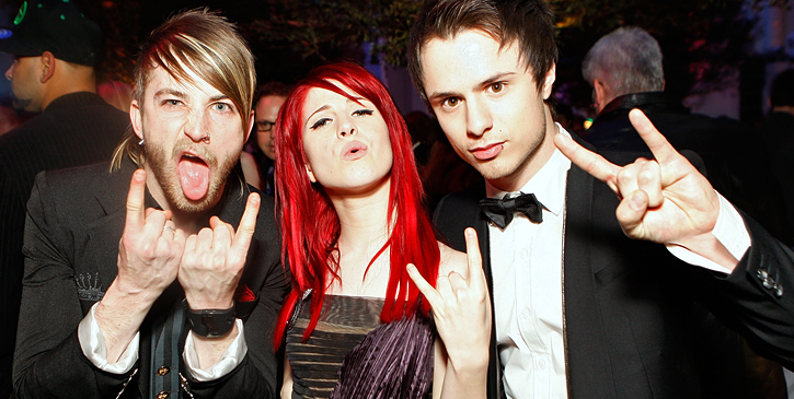 warner_party_paramore.jpg